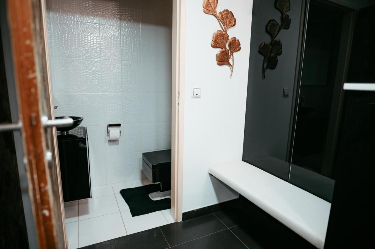 Vip Vienna Shopping Center 5 Appartment Экстерьер фото